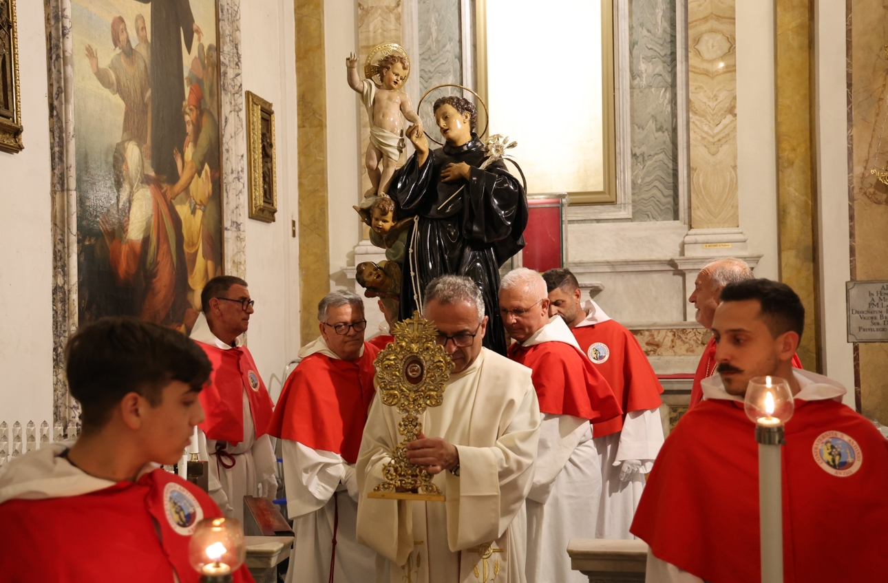 Discesa del simulacro di Sant'Antonio di Padova