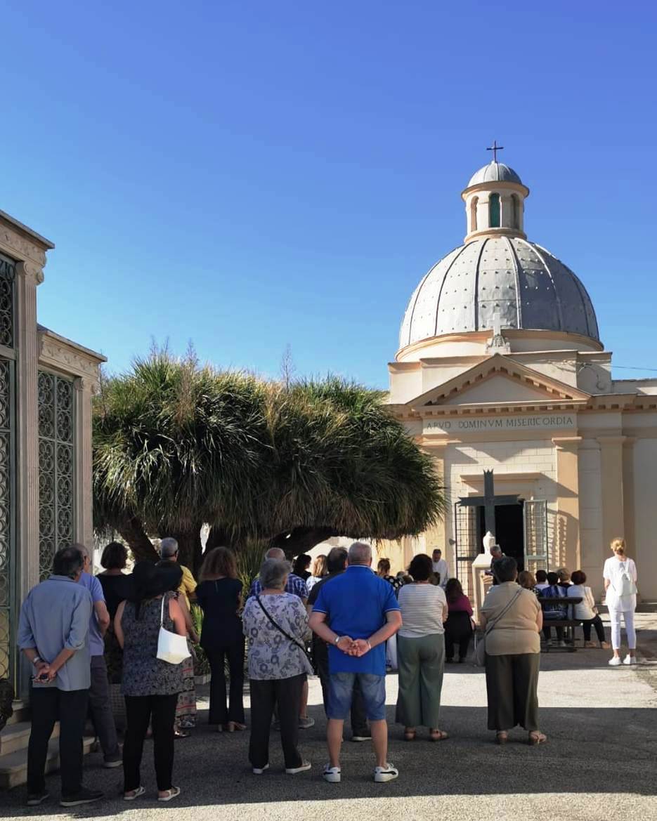 Santa Messa per tutti i defunti della città